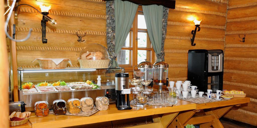 Hotel Czardasz Koziegłowy Dış mekan fotoğraf