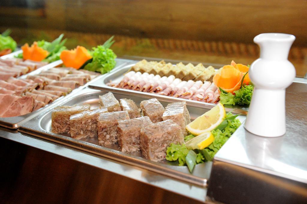 Hotel Czardasz Koziegłowy Dış mekan fotoğraf
